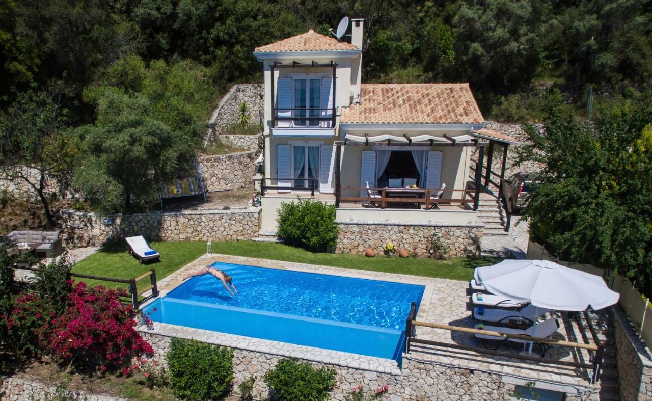 Villa Pasithea - Breathtaking Seaviews, Infinity Pool, Privacy, Close To The Beach Nydri  Extérieur photo